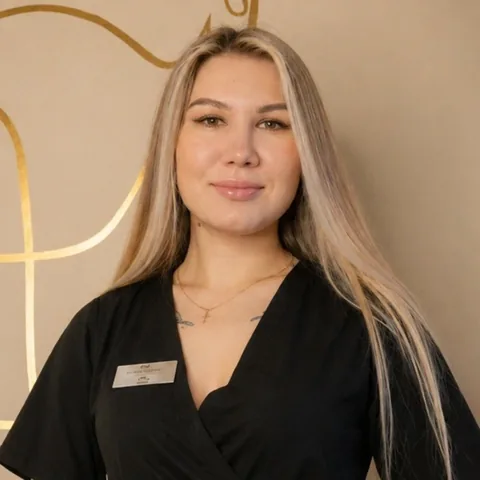 Анна Олеговна — Косметолог